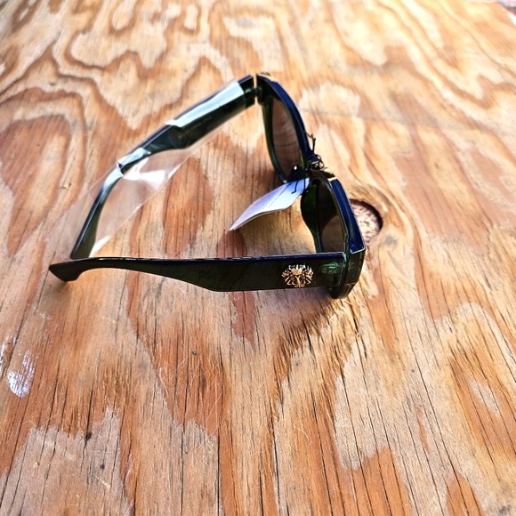 Kleo Stylish Black Sunglasses - Picture 10 of 16